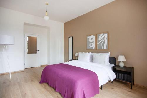 Blueground - Vrsovice, furnished