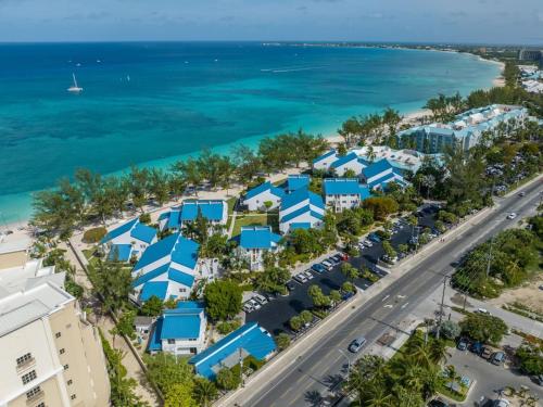 an aerial view of the beach and the ocean at Beachfront Condo next to Ritz in West Bay
