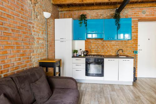 Italstay - Canonica Brick Apartment