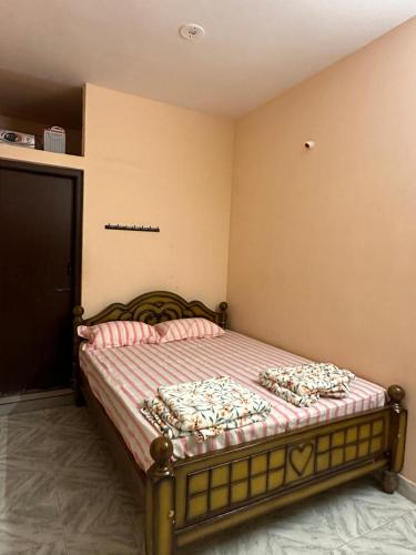 Postel nebo postele na pokoji v ubytování GVQ Nest 101