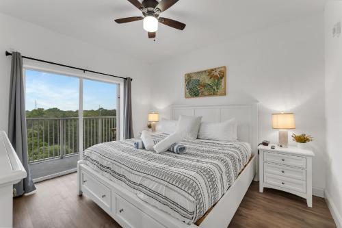 2BR condo minutes to Disney Springs photo 3