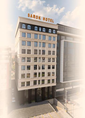 Sarok Hotel