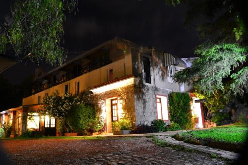 Το κτήριο όπου στεγάζεται  το ξενοδοχείο