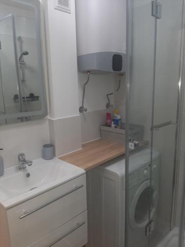 Koupelna v ubytování Centrum Koszalina -Stylowe mieszkanie na doby