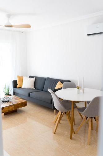 Charming apartment with sea view