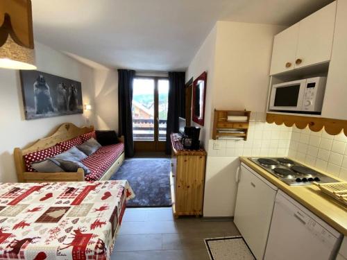 Résidence Betelgeuse - Joli appartement T3 à RISOUL à 50m des pistes de ski MAE-6811