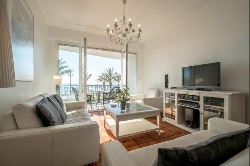 Luxury apartment on Promenade des Anglais in Nice