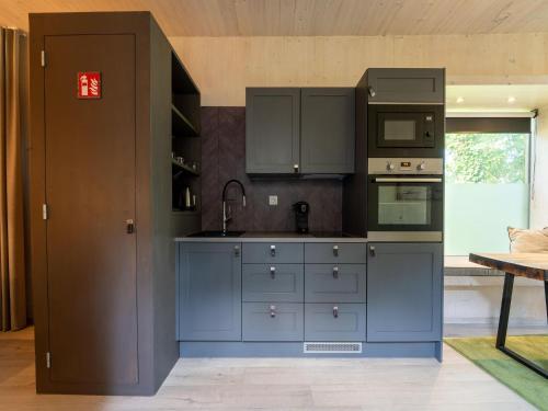 Galeriebild der Unterkunft Lakeside Love Nest in Antoing