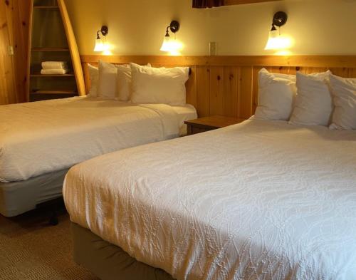 Katil atau katil-katil dalam bilik di Gunflint Lodge
