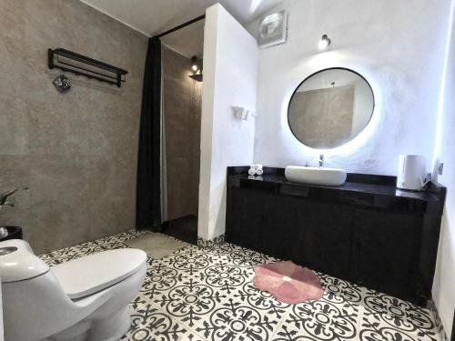 Ένα μπάνιο στο Villa Curves Bali