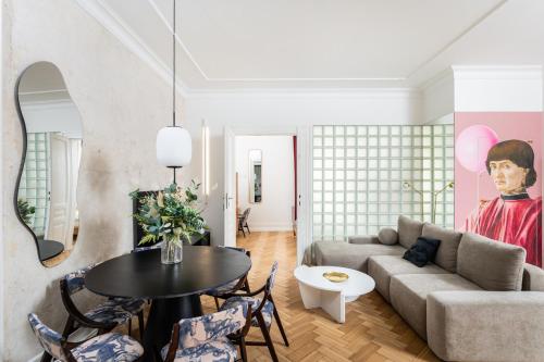 PinkyWinky OldTown by WillyWalls