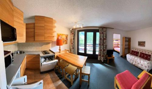 Résidence Florins - Appartement 4 couchages tout confort situé sur les pistes à Risoul MAE-6851