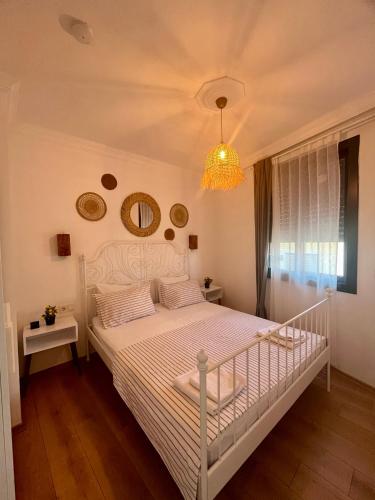 Katil atau katil-katil dalam bilik di House of spring