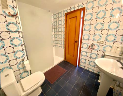 Koupelna v ubytování Apartamentos Aquarium Gandia, 1 Linea 3 hab