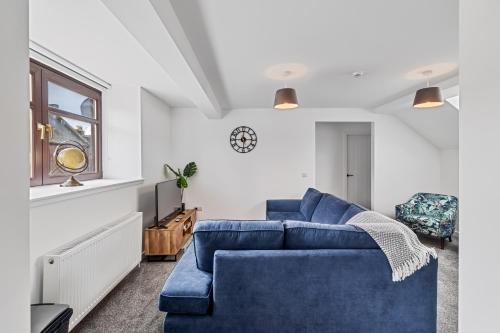 Et opholdsområde på Prime Central Living 5-Bedroom 3-Bath Spacious House