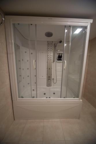 Koupelna v ubytování Grand İtimat Hotel