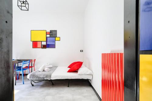 Casa Mondrian; AC and fast Wi-Fi