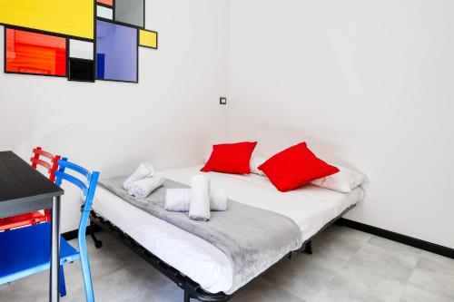 Casa Mondrian; AC and fast Wi-Fi