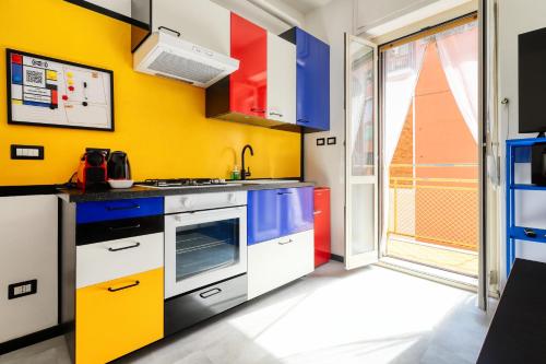 Casa Mondrian; AC and fast Wi-Fi