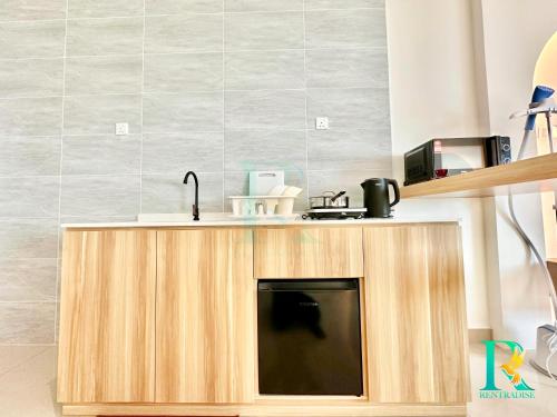 Dapur atau dapur kecil di KSL Residence 2 by RR JBcity