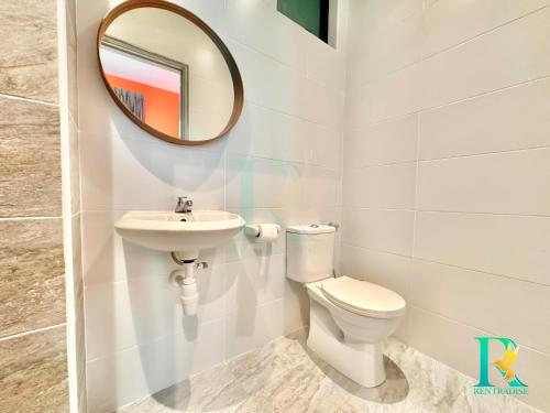 Bilik mandi di KSL Residence 2 by RR JBcity