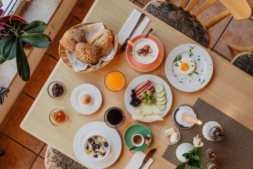 Cibo presso l'affittacamere o nelle vicinanze