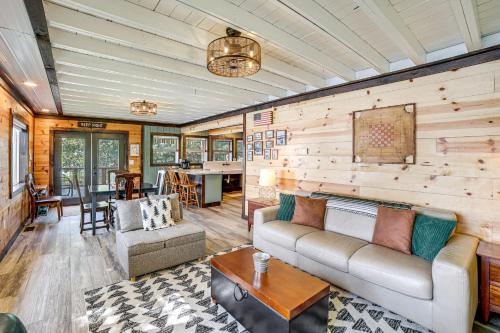 Ruang duduk di Private Island Home in Belding with Dock and Grill!