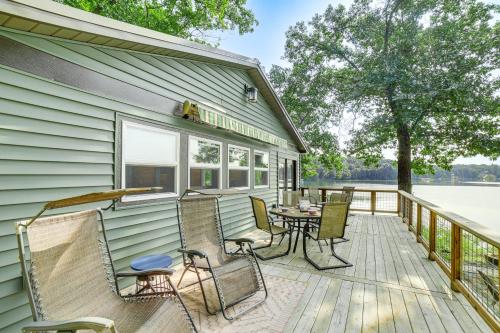 Balkoni atau teres di Private Island Home in Belding with Dock and Grill!