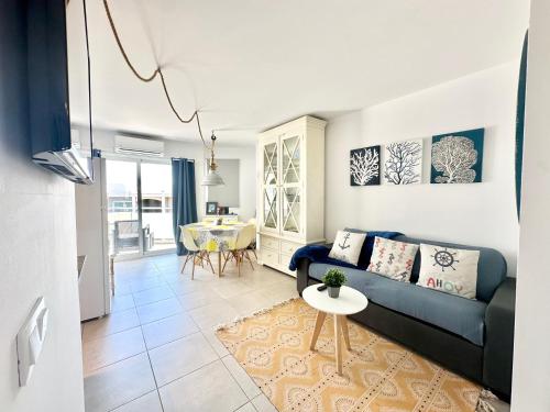 Surfer's view Pool AC WIFI DeskTerrace and Parking