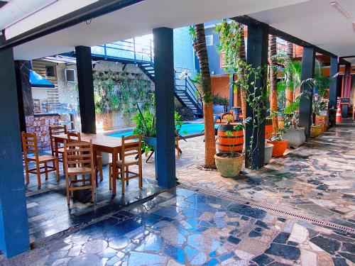Kolam renang di atau dekat dengan Hostel Gravatá