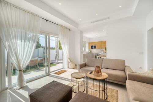 1182 Marbella Town modern House Marbella Center