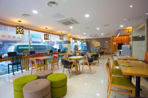 Nhà hàng/khu ăn uống khác tại Jeju R Hotel & Guesthouse