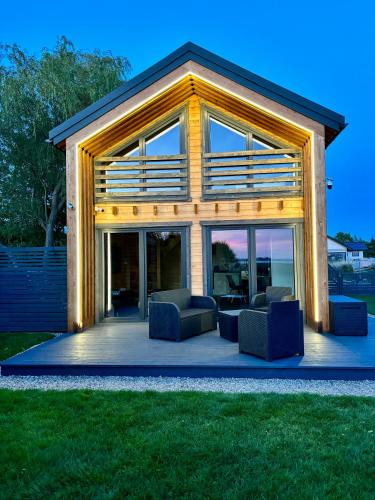 Wodne Widoki - domek letniskowy z jacuzzi