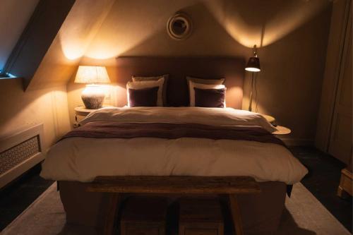 Katil atau katil-katil dalam bilik di Guesthouse Nights by Morpheus