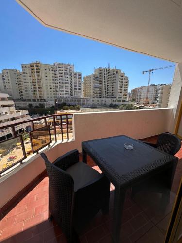 Praia da Rocha, Clube Praia da Rocha, Bloco I, WIFI Gratuito, Ar Condicionado, by IG