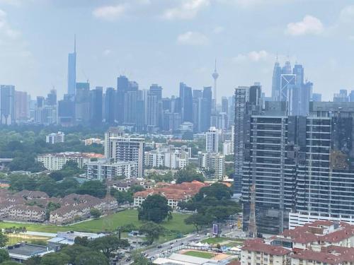 Nespecifikovaný výhled na destinaci Ampang nebo výhled na město při pohledu z apartmánu