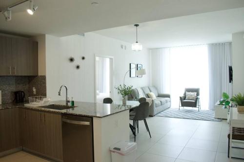 Luxury apartment in Doral miami, 1 Bd photo 12