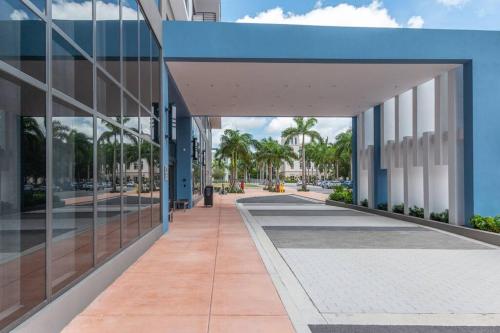 Luxury apartment in Doral miami, 1 Bd photo 15