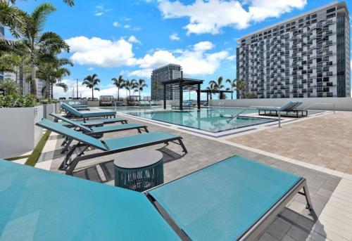 Luxury apartment in Doral miami, 1 Bd photo 5