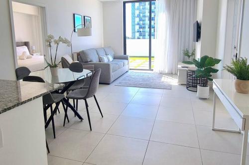 Luxury apartment in Doral miami, 1 Bd photo 19
