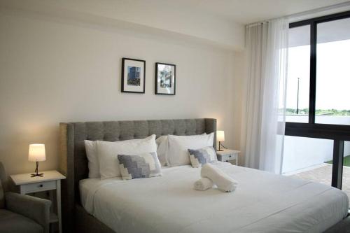 Luxury apartment in Doral miami, 1 Bd photo 3