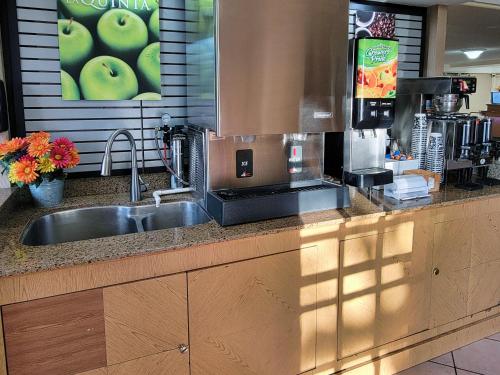 Kaffe- og tefaciliteter på La Quinta Inn by Wyndham Amarillo West Medical Center