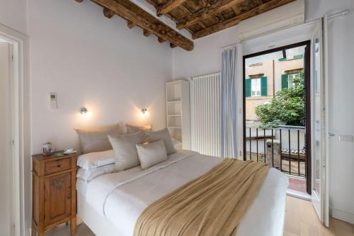 NEW! Design apartment 2 min from Spanish Steps