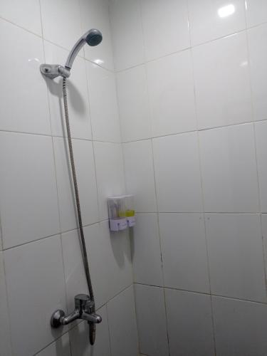 Ένα μπάνιο στο Watu Agung Guest House