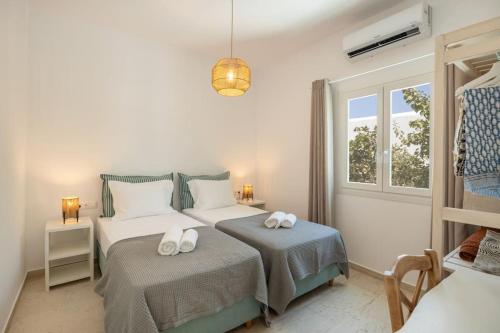 Naousa - 2BR Cycladic Town-House - Jasper