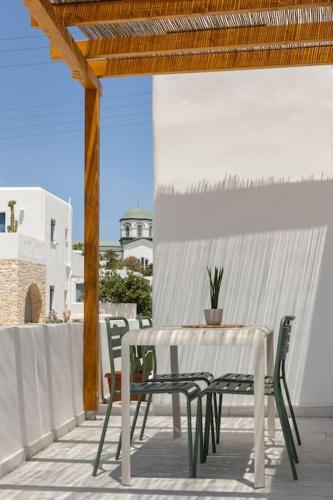 Naousa - 2BR Cycladic Town-House - Jasper