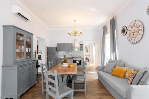 Big Flat in the Heart of Trastevere 4 bedrooms 3 bath