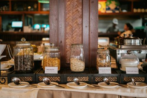 Jídlo v rezortu nebo okolí