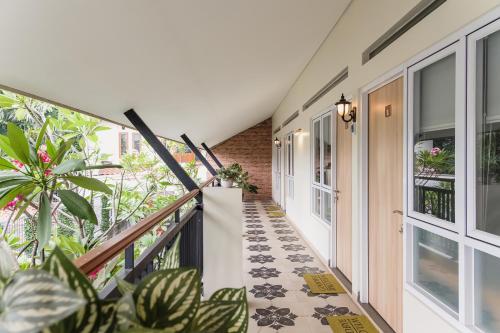 Μπαλκόνι ή βεράντα στο Calma Coliving at Bintaro, Tangerang Selatan