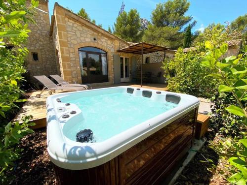 Mazet Cordelles Alpilles